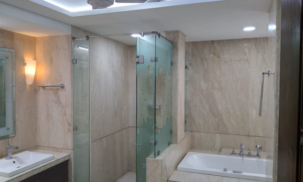 Ambience Caitriona - Ultra Luxury Condominiums